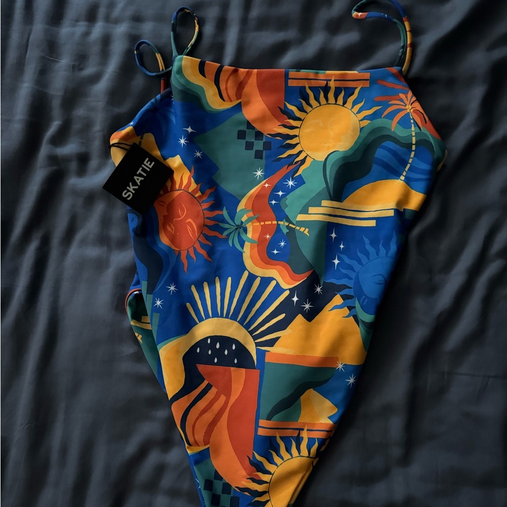 Skatie Resa•Medium